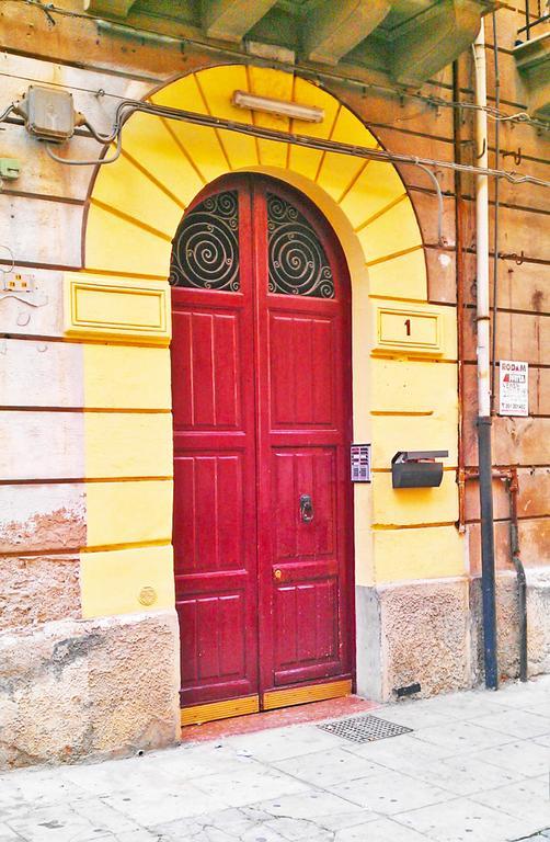 People B&B パレルモ エクステリア 写真